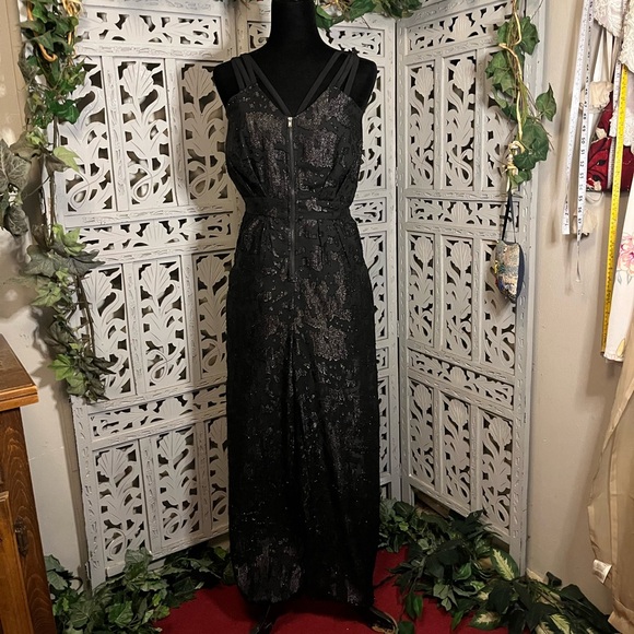 BCBGENERATION WHIMSICAL BLACK TEXTURED SHIMMERY LIGHTWEIGHT STRAPPY JUMPSUIT - Picture 1 of 9